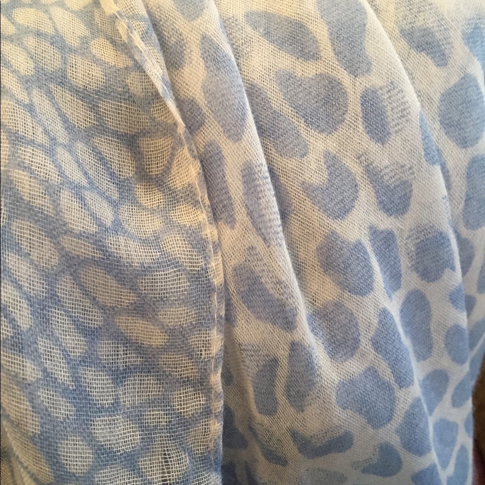 scarf 💙 - Picture 3 of 3